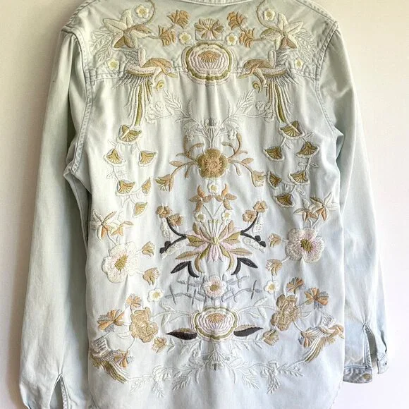 DRIFTWOOD Light Washed Embroidered Back Demin Shirt Size M - Picture 2 of 14